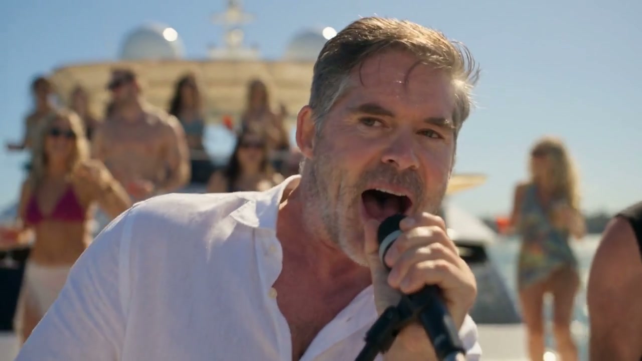 Outdoor live vocals